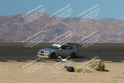 media/Oct-15-2023-Lucky Dog Racing Chuckwalla (Sun) [[f659570f60]]/2nd Stint Bowl/